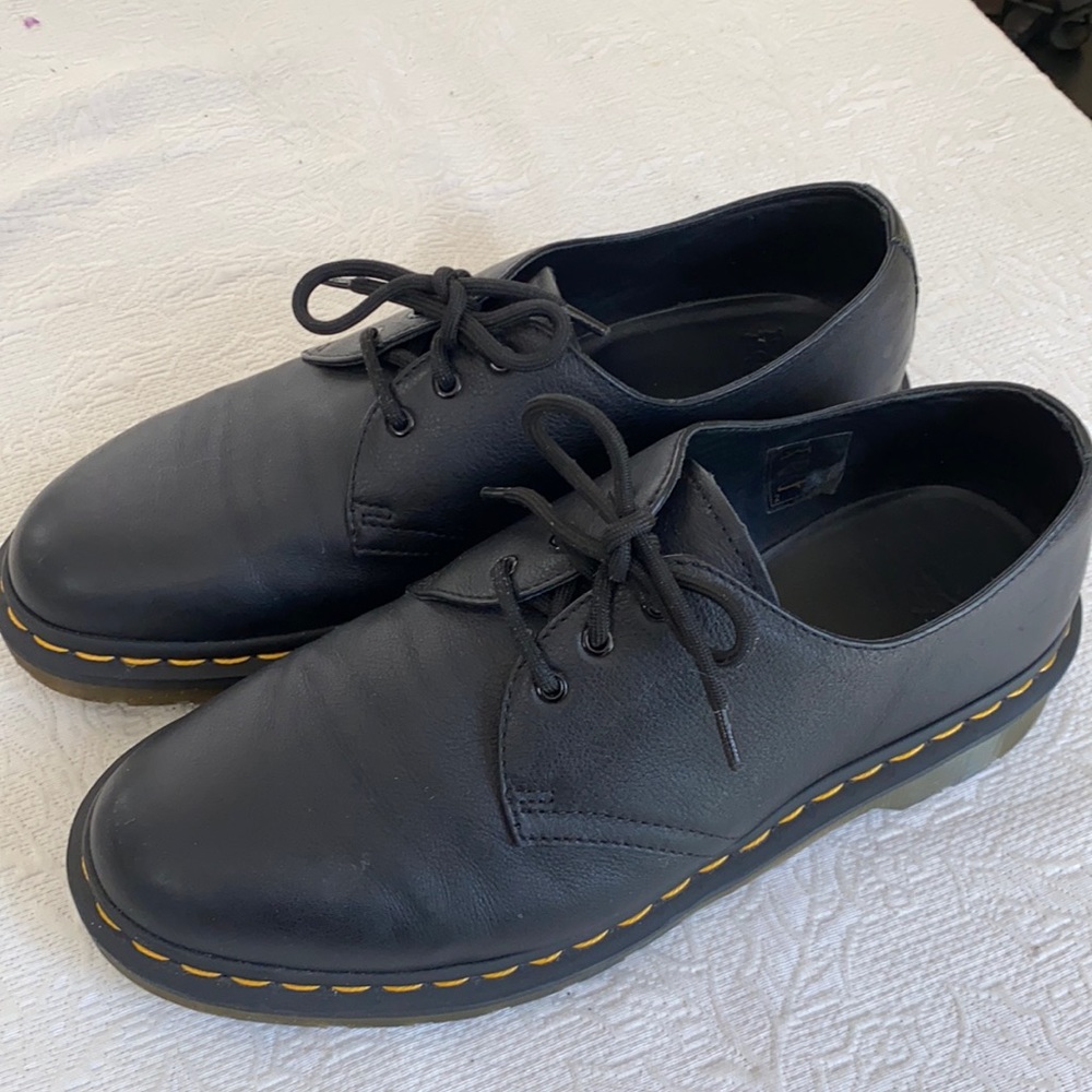 Doc Marten’s: 1461 Women’s Smooth Leather Oxford Shoes